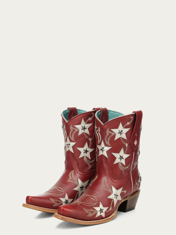 WOMENS_RED_EMBROIDERY_STARS_OVERLAY_AND_STUDS_SNIP_TOE_ANKLE_COWBOY_BOOT-1-Z5543