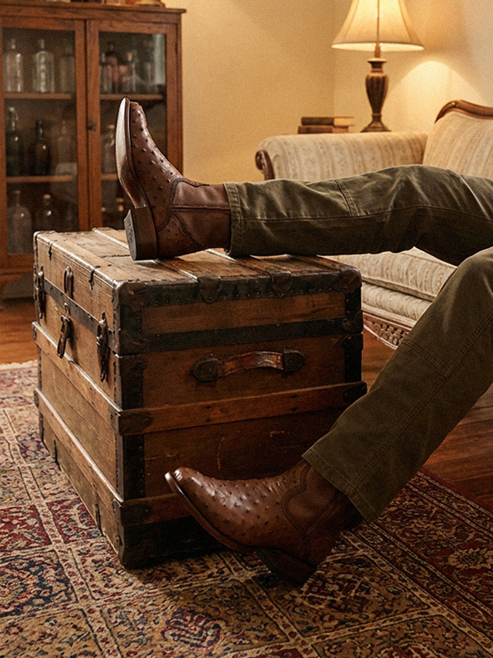 A4952 - MEN'S OSTRICH SHORT COWBOY BOOT