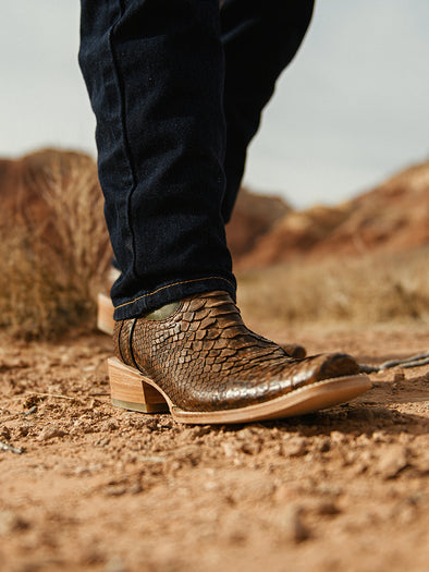 A4287 - MEN'S EMBROIDERY GENUINE BROWN PYTHON VAMP NARROW SQUARE