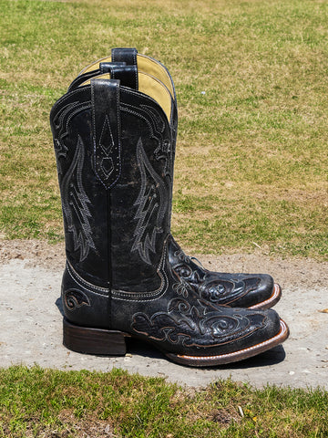 A2402 WOMEN'S BLACK EMBROIDERY SNAKE INLAY SQUARE TOE COWBOY