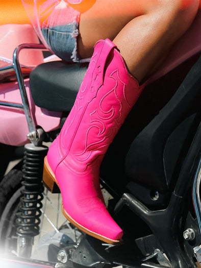 ショコラ64FERNANDES FST-65改 フロイドローズ 送料無料❗️ Z5138 - WOMEN'S EMBROIDERY FUCHSIA SNIP TOE COWBOY BOOT – Corral