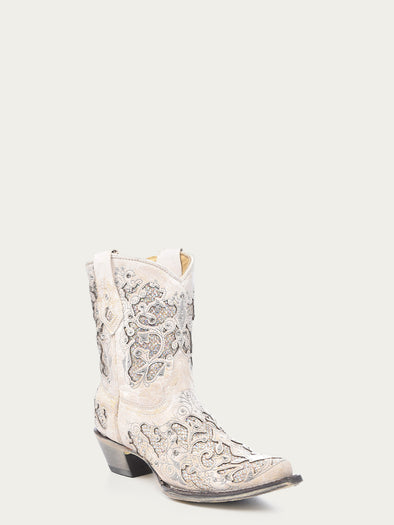 White Western Knee-High Boots – Studded Cowboy Boots – Luxxe  Chic White  Women\'s Boots display picture 1